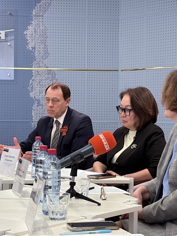 Иркутский филиал «СОГАЗ-Мед» и «Комсомольская правда» провели круглый стол при участии областного министерства здравоохранения, новости, пресс-релизы, статьи, «СОГАЗ-Мед», омс