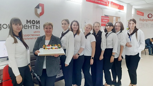 Новосибирский филиал «СОГАЗ-Мед» поздравил победителей в конкурсе «Лучший МФЦ», новости, пресс-релизы, статьи, «СОГАЗ-Мед», омс