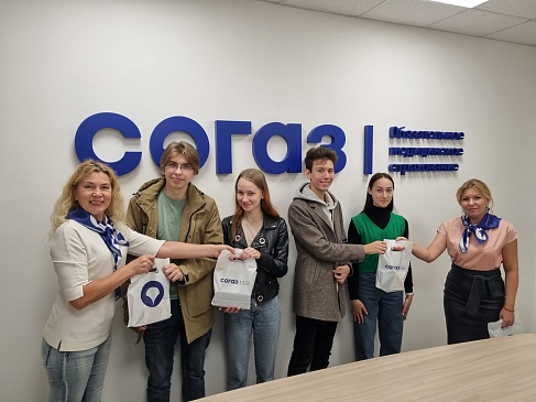 Нижегородский филиал «СОГАЗ-Мед» поздравил первокурскников, новости, пресс-релизы, статьи, «СОГАЗ-Мед», омс