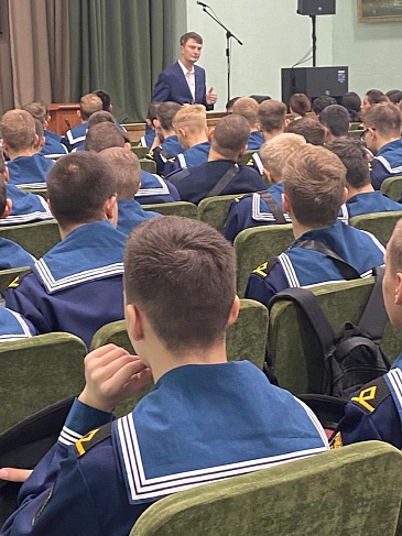 Омский филиал ко дню Всемирного дня безопасности пациента провел встречи в студенческих коллективах, новости, пресс-релизы, статьи, «СОГАЗ-Мед», омс