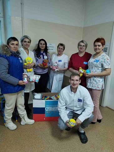 Красноярский филиал «СОГАЗ-Мед» поздравил пациентов нескольких медицинских организаций Красноярского края с наступающим новым годом, новости, пресс-релизы, статьи, «СОГАЗ-Мед», омс