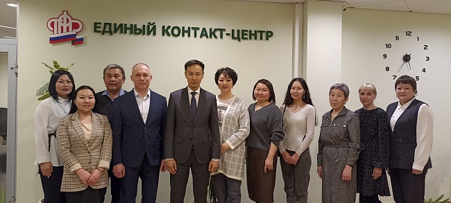 Бурятский филиал «СОГАЗ-Мед» ознакомился с работой Единого контакт-центра, новости, пресс-релизы, статьи, «СОГАЗ-Мед», омс