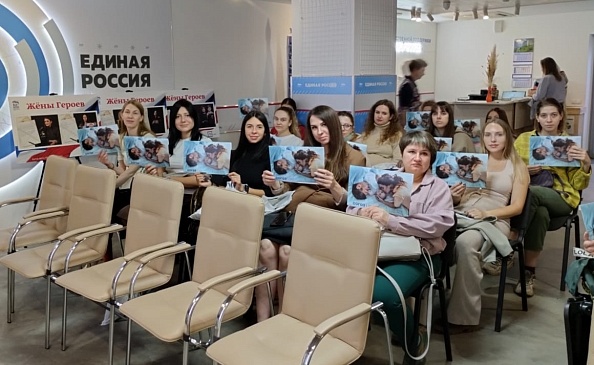 Новосибирский филиал «СОГАЗ-Мед» провел мероприятия в рамках «Недели борьбы с раком молочной железы», новости, пресс-релизы, статьи, «СОГАЗ-Мед», омс