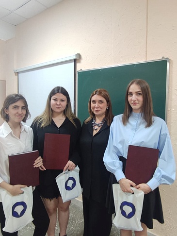 Участие директора Ставропольского филиала в работе государственной экзаменационной комиссии Ставропольского кооперативного техникума, новости, пресс-релизы, статьи, «СОГАЗ-Мед», омс