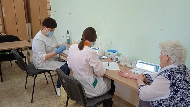 Калининградский филиал «СОГАЗ-Мед» поздравил ветеранов с Днем Победы, новости, пресс-релизы, статьи, «СОГАЗ-Мед», омс