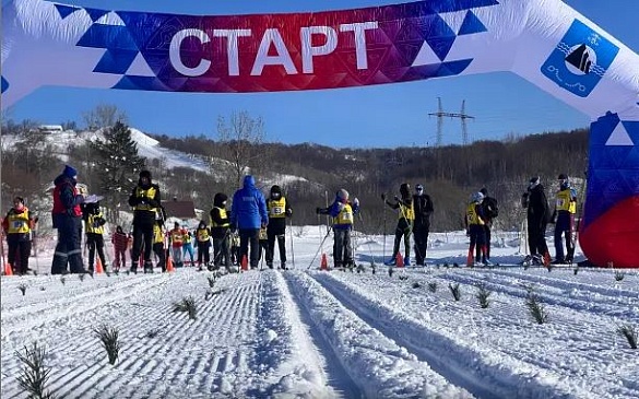 Сахалинский филиал «СОГАЗ-Мед» принял участие в «Лыжне России - 2026», новости, пресс-релизы, статьи, «СОГАЗ-Мед», омс