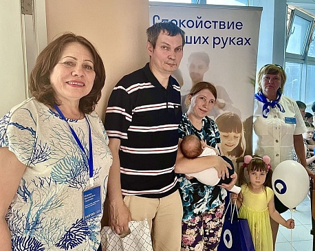 Омский филиал «СОГАЗ-Мед» стал участником праздничного мероприятия Городского клинического перинатального центра, новости, пресс-релизы, статьи, «СОГАЗ-Мед», омс