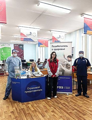 Красноярский филиал «СОГАЗ-Мед» поддержал донорскую акцию Центра крови и поздравил студентов-доноров, новости, пресс-релизы, статьи, «СОГАЗ-Мед», омс
